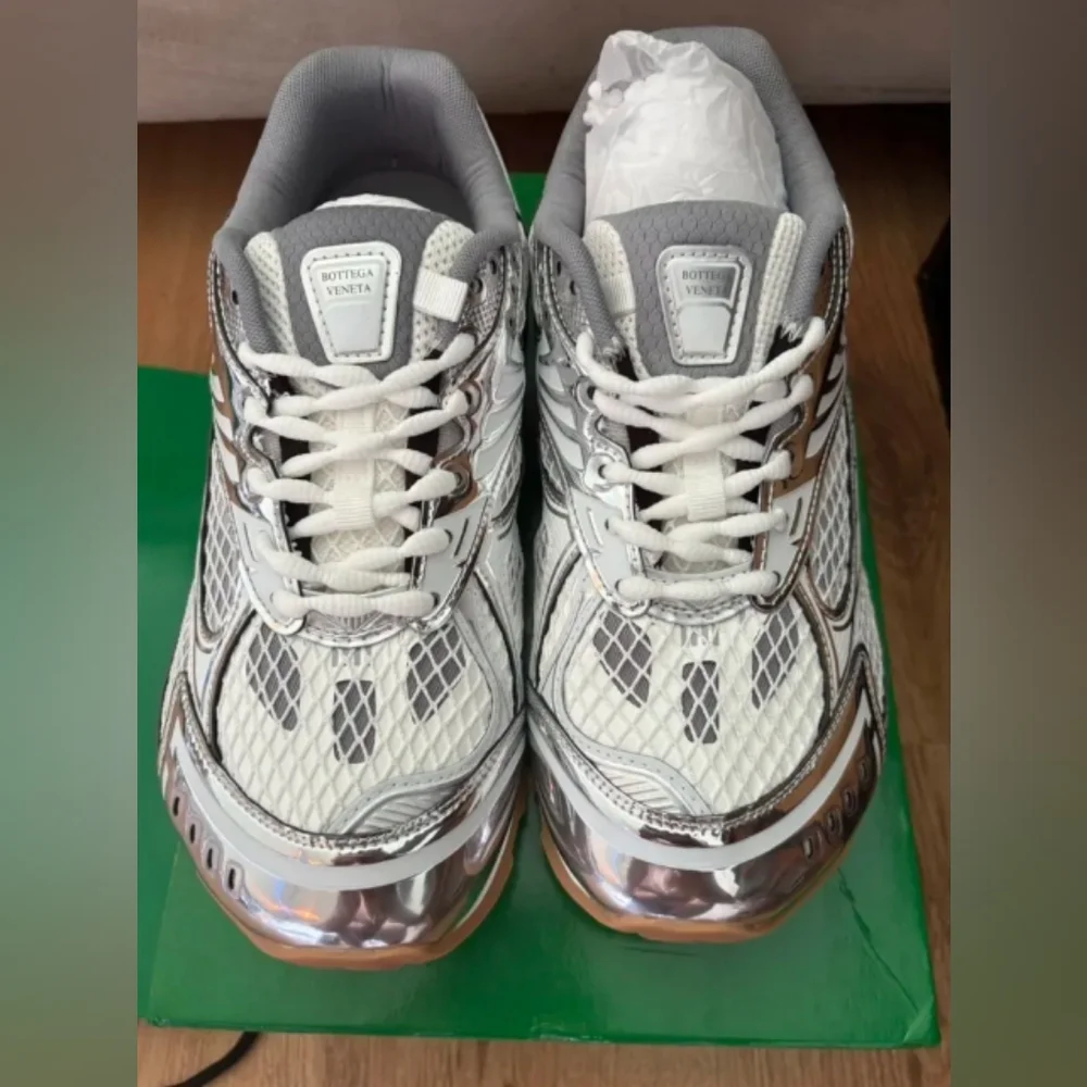 Bottega Veneta Orbit Sneakers